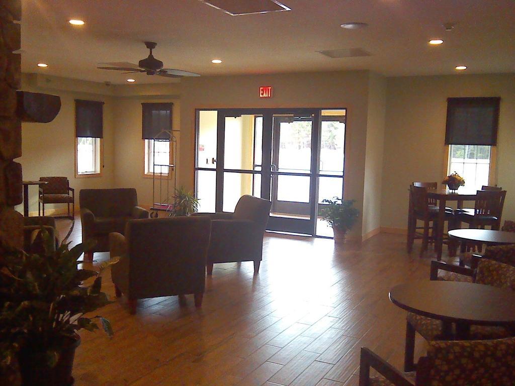 Junction Inn Suites & Conference Center Babbitt Room photo